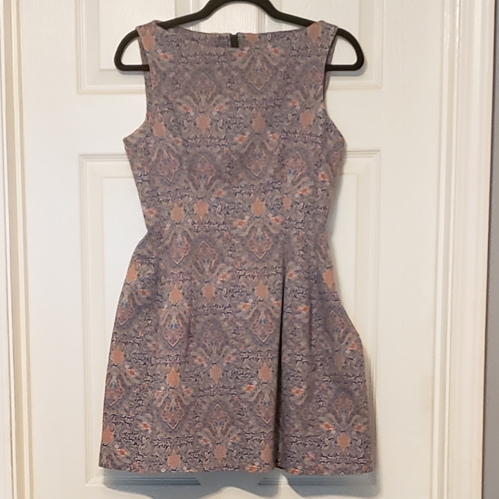 EUC Patterned Zara Dress